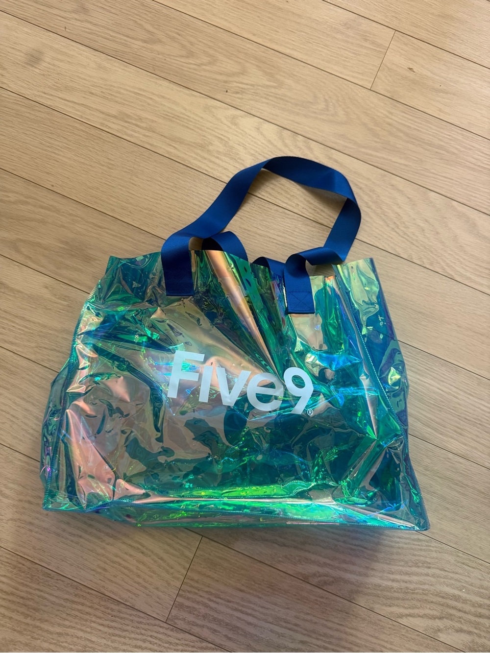 Holographic tote bag